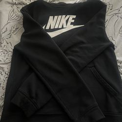 Nike Sweatshirt Black Youth Medium