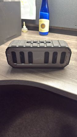 Sharper Image Floating Bluetooth Speaker 