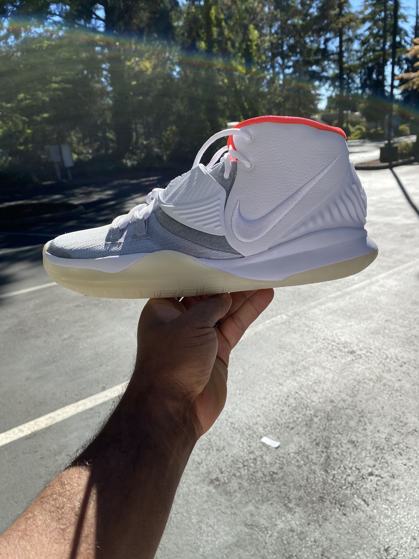 Nike Kyrie by You Sz 11