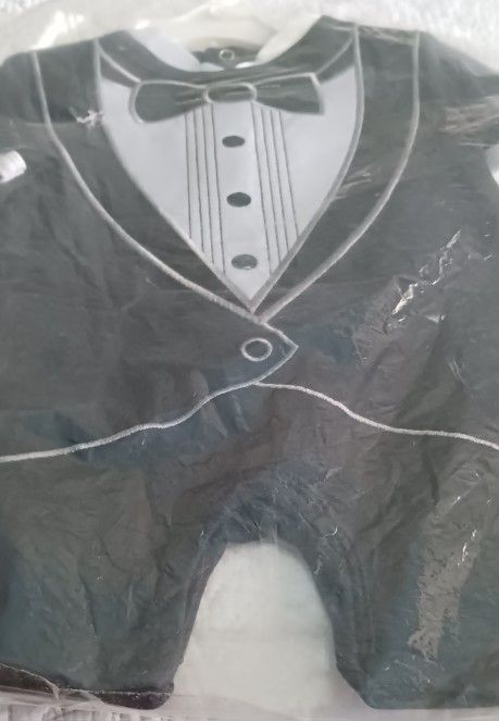 Adorable Infant Tuxedo Onesie, 3-6 Months