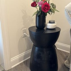 moving sale: side table