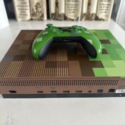 Xbox One Minecraft Edition Console (Creeper Green) – Controller Included – Works Great