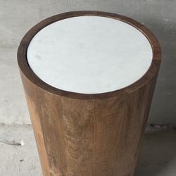 Round Small table