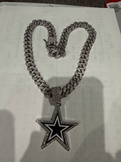 DALLAS COWBOYS PENDANT ( 20 INCH CHAIN ) NEW