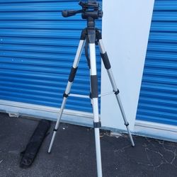 Used Polaroid Tripod with Carrying Bag