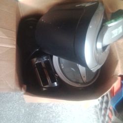 Free Dishes And Kitchen Appliance 