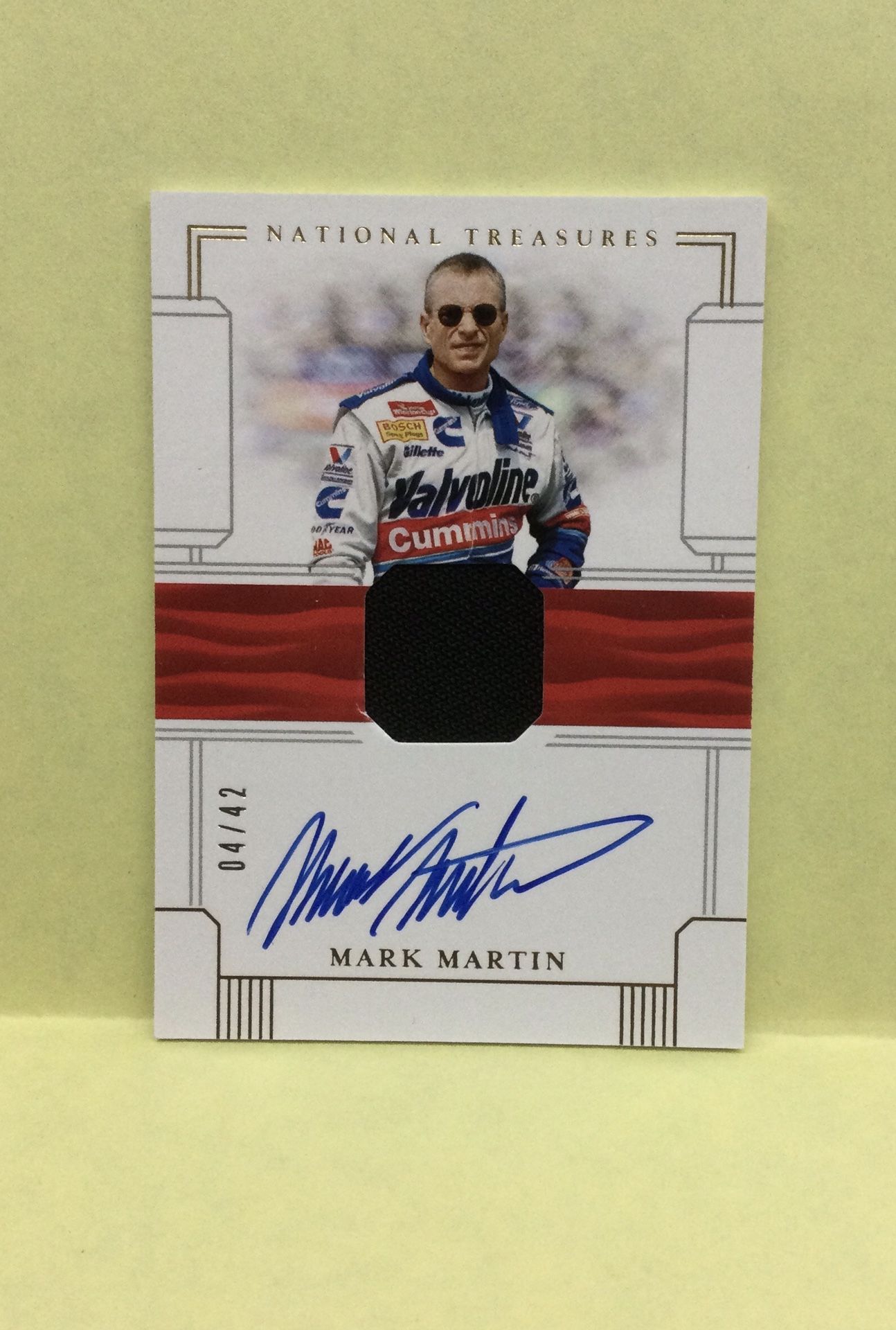MARK MARTIN 2020 PANINI NATIONAL TREASURES AUTOGRAPHED SPORTS TRADING CARD NASCAR AUTO 04/42