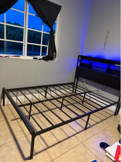 Full Size Bed