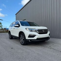 2017 HONDA PILOT AWD 4D SUV ELITE