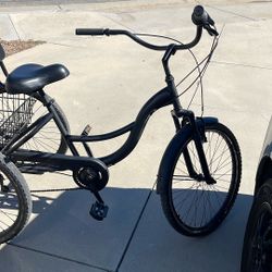 Tricycle Matte black 