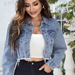  Essnce Women's Frayed Edge Fashionable Short Denim Jacket For Daily Wear