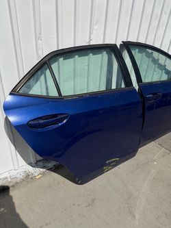 2014 2015 2016 2017 2018 2019 TOYOTA COROLLA REAR RIGHT PASSENGER SIDE DOOR OEM