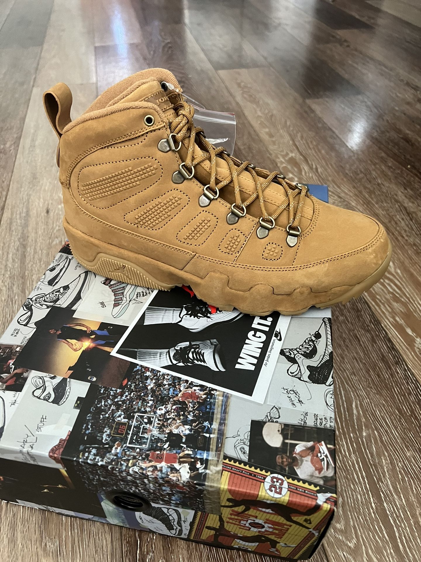 Jordan 9 Boot