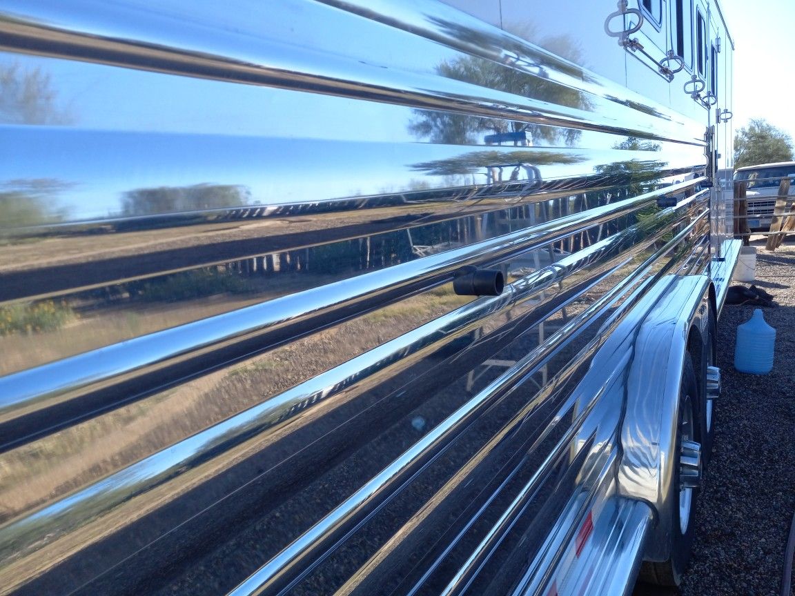 Horse Trailer Polishing