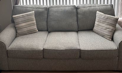 City Furniture Gray Sofa – Excellent Condition, Barely Used