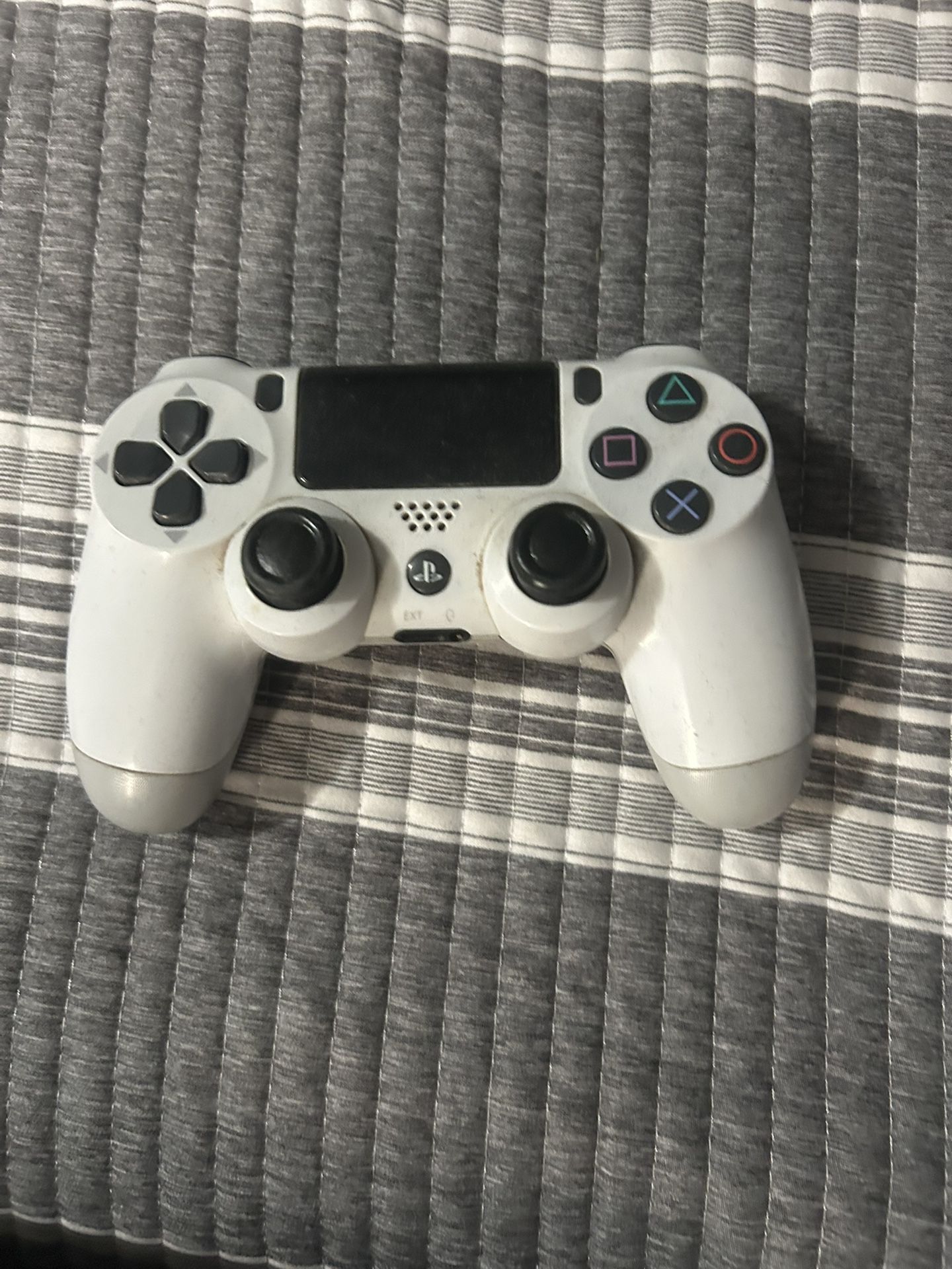 ps4 controller and headset