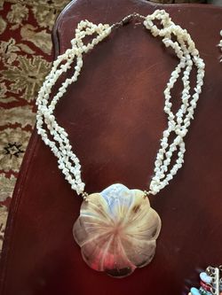 Beaded Shell Necklace 
