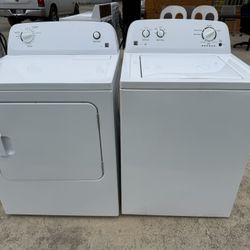 Kenmore Washer And Dryer Set In Very Good 