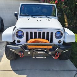 2016 Jeep Wrangler Sahara 