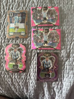 Lautaro Martinez Argentina FIFA Prizm World Cup select road to World Cup  /175 cracked pink ice
