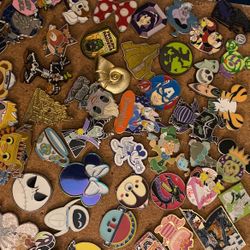 Disney Pins 
