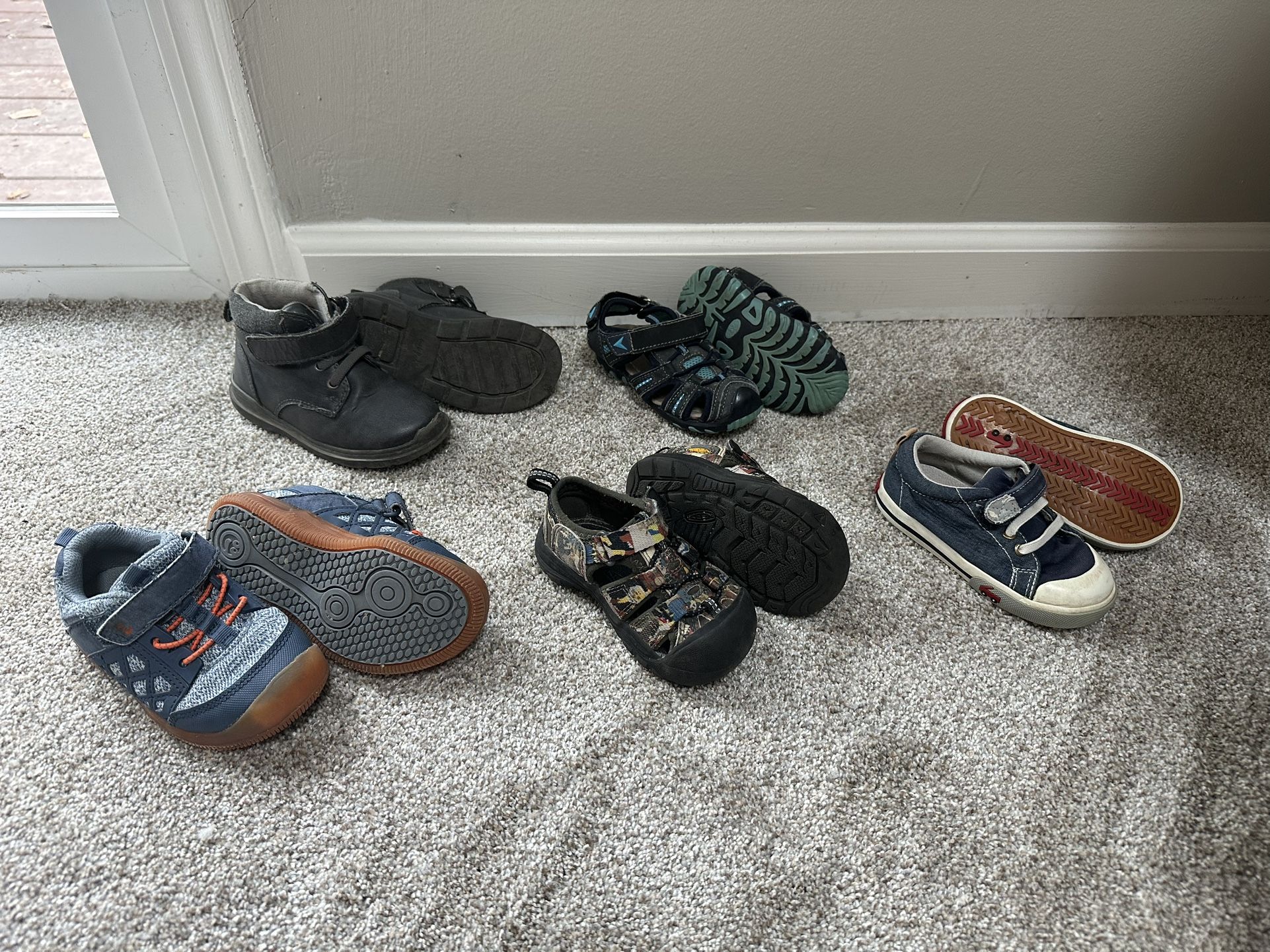 Toddler Shoe Lot