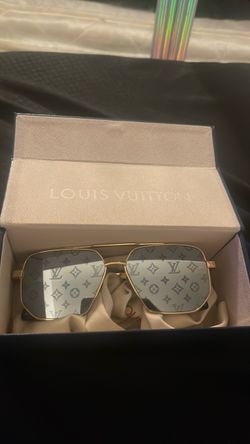 Louie Monogram shades