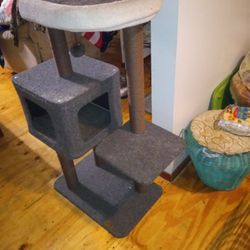 Cattree Scratch And Play Tower