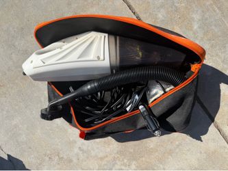 Cordless portable vacuum