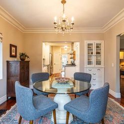 Round dining room table