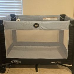 Graco Pack n Play "On The Go" 