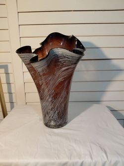 Large Hand Blown Art Glass Handkerchief Vase Amethyst./ Bluish Gray in Color.