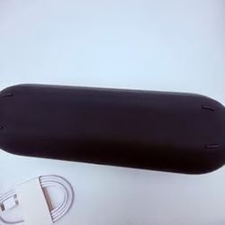 Beats - Pill Portable Wireless Bluetooth Speaker & Portable Charger -Matte Black