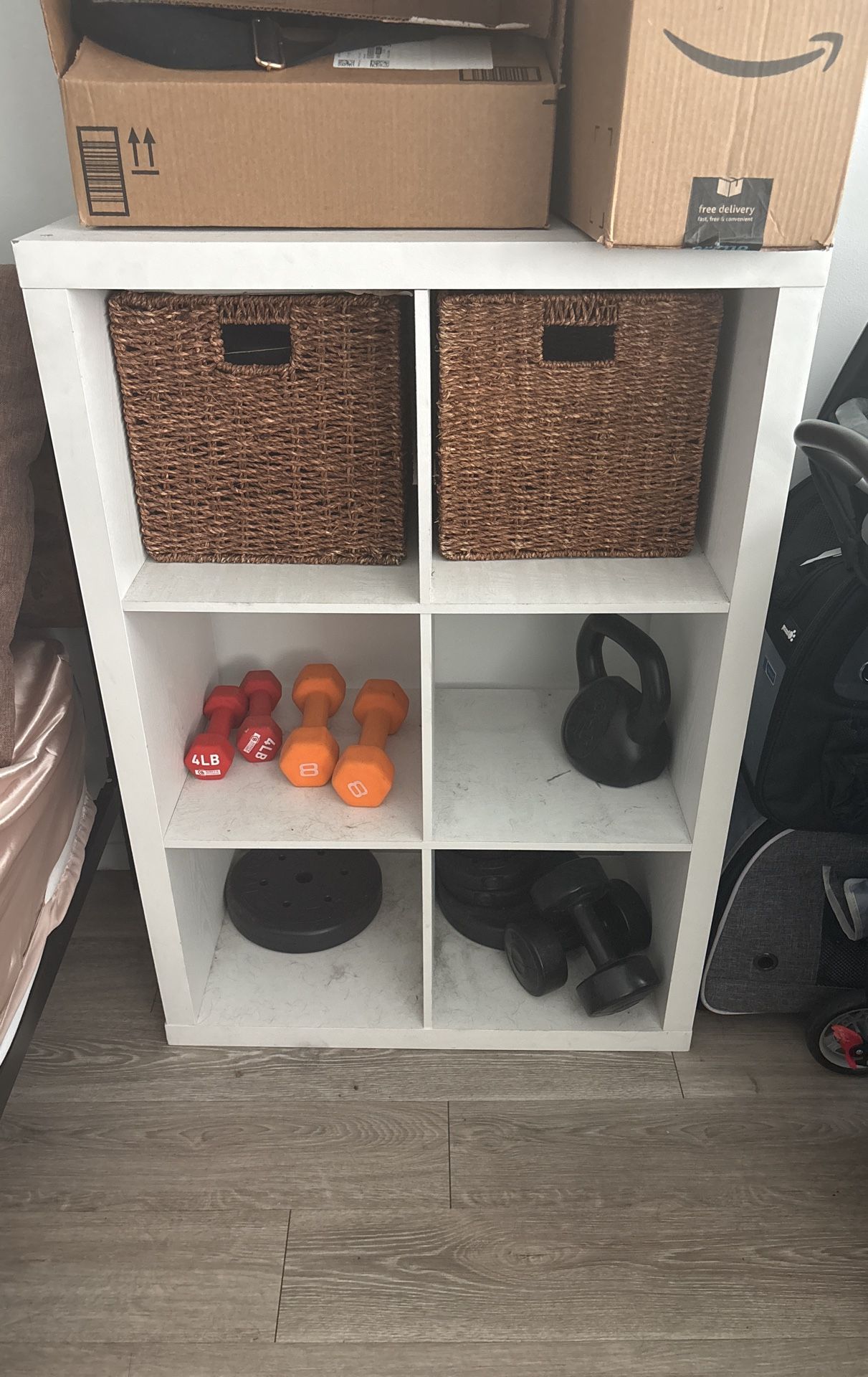 6box Storage Unit