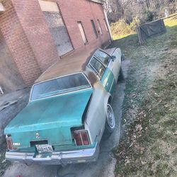 1983 Oldsmobile Cutlass Supreme 