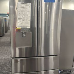 Refrigerator 