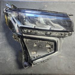 Chevrolet Chevy Tahoe Suburban Passenger Right RH Side Headlight 2021 2022 2023 2024 Part $390