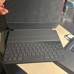 Apple Smart Keyboard 12.9