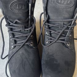 Lugz black boots—- USED