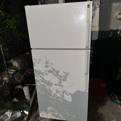 Hot point refrigerator