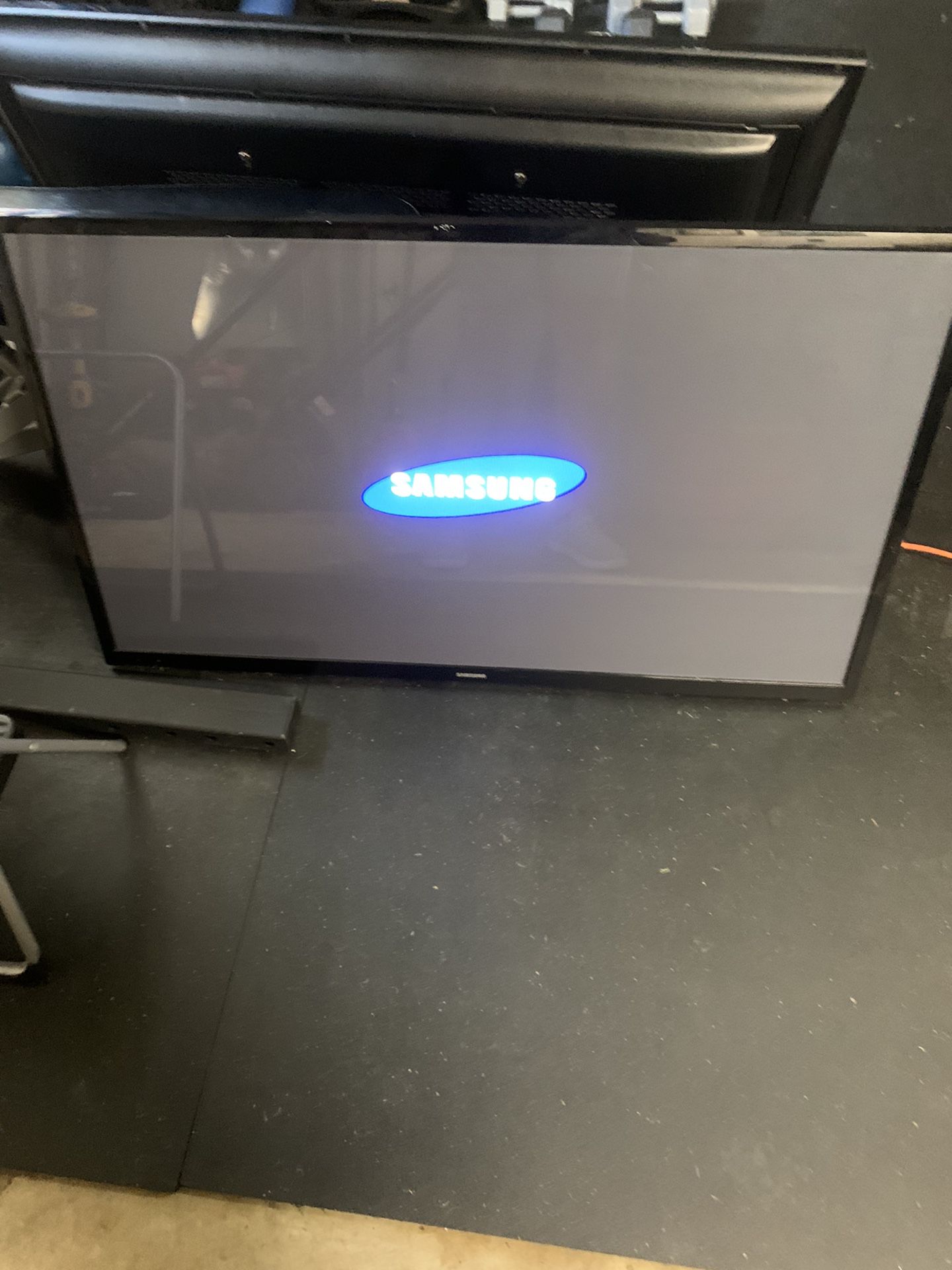 Samsung 51” plasma flat screen TV