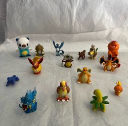 Pokemon Action Figures Set of 15 - Blue, Red, Yellow