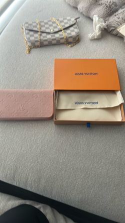 Women’s luxury wallet