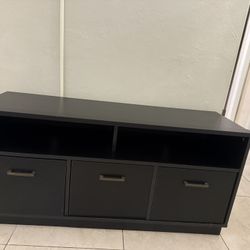 Entertainment Stand/TV Stand 