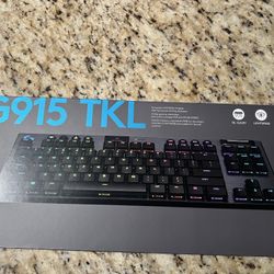 Logitech G915 TKL mechanical Gaming keyboard