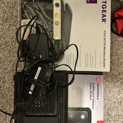 Motorola SURFboard Extreme Cable Modem And Netgear G54/N150 Router