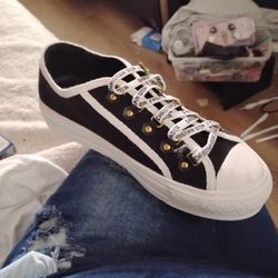 Christian Dior N Walk Size 40 Never Worn 