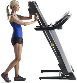 Gold's Gym Trainer 720 Treadmill