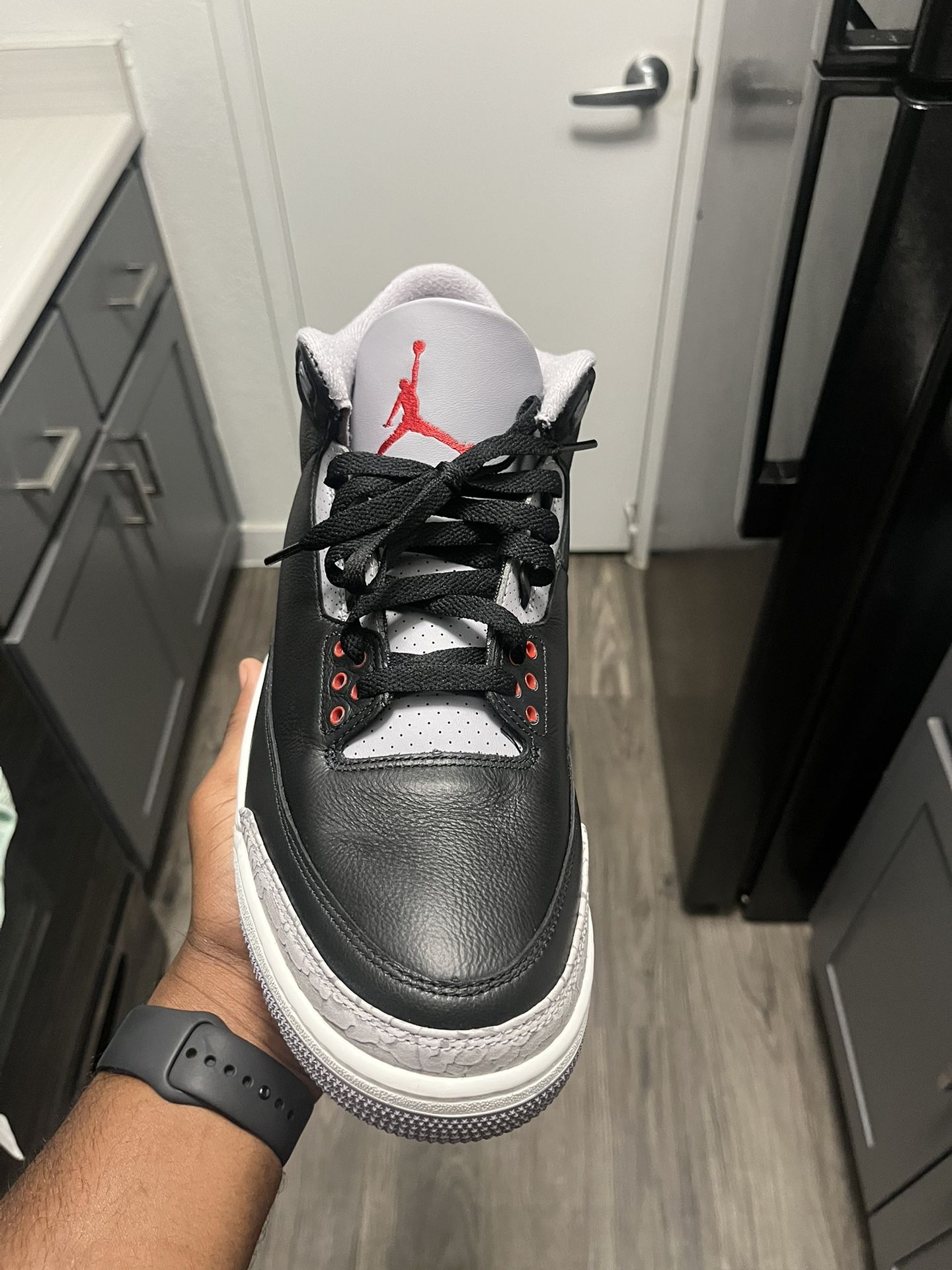 AIR JORDAN 3 RETRO BLACK/FIRE RED-CEMENT GREY NOIR/GRIS CIMENT/ROUGE FEU
