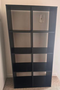 8 cubbies shelf